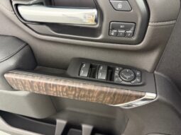 
										2022 GMC Sierra 2500HD Denali full									
