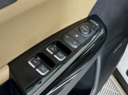 
										2020 Kia Sportage full									
