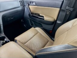 
										2020 Kia Sportage full									