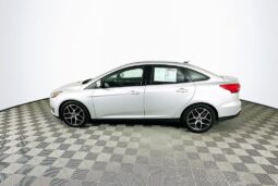 
										2017 Ford Focus full									