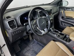
										2020 Kia Sportage full									