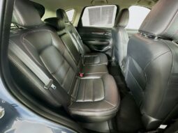 
										2022 Mazda CX-5 full									