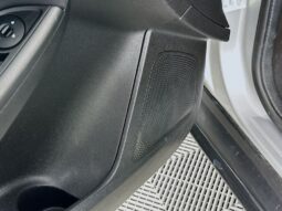 
										2017 Ford Focus full									