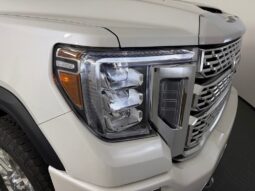 
										2022 GMC Sierra 2500HD Denali full									